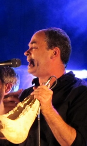 Laurent Cavalié met en musique Jean-Marie Petit et Léon Cordes pour La Mal Coiffée (photo MN)