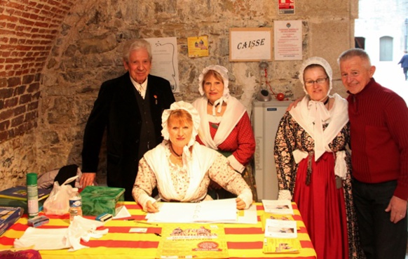 Lei Cigaloun Seignen organisent les Fèsto Calendalo (photo MN)