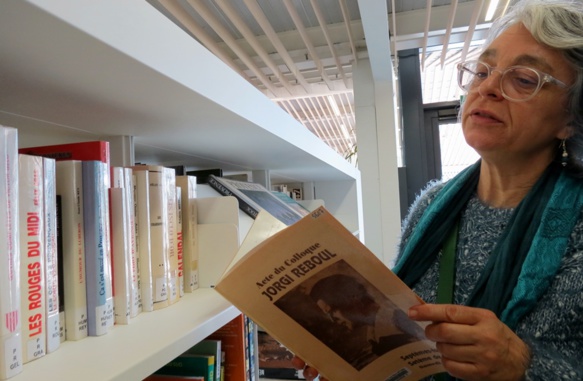 Jòrgi Reboul, fondateur de l'occitanisme provençal et homme engagé dans son temps, est évidemment présent dans les rayons, mais pas tant que cela (Photo MN) Jòrgi Reboul, fondateur de l'occitanisme provençal et homme engagé dans son temps, est évidemment présent dans les rayons, mais pas tant que cela (Photo MN)