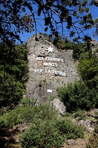 Lou Felibrige counmemouro la fin de la grando guerro Lou Felibrige counmemouro la fin de la grando guerro
