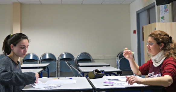 Si à Orange une soixantaine de participants ont concouru, le matin même les professeurs d'oc organisaient un bac blanc avec les lycéens de l'Arc, l'établissement qui accueillait la Dictada (photo MN) Si à Orange une soixantaine de participants ont concouru, le matin même les professeurs d'oc organisaient un bac blanc avec les lycéens de l'Arc, l'établissement qui accueillait la Dictada (photo MN)