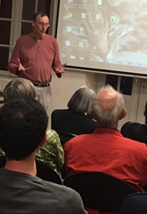 Débat du Cep d'Oc et d'Aquò d'Aquí le 10 avril, et annonce de la création d'un Cercle fraternel occitano catalan en Provence (photo AR DR) Débat du Cep d'Oc et d'Aquò d'Aquí le 10 avril, et annonce de la création d'un Cercle fraternel occitano catalan en Provence (photo AR DR)