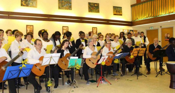 Entre guitarras, tamborins e cants wòlof