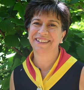 Mireille Benedetti : "nous avons commencé par les activités péri-scolaire et compté sur la volonté citoyenne de voir enseigner le provençal. Les professionnels ont adhéré" (photo MN) Mireille Benedetti : "nous avons commencé par les activités péri-scolaire et compté sur la volonté citoyenne de voir enseigner le provençal. Les professionnels ont adhéré" (photo MN)