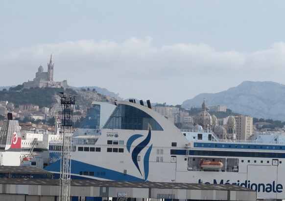 Même compagnie, même port, mais en 2018...Les quais ont été électrifiés (photo MN) Même compagnie, même port, mais en 2018...Les quais ont été électrifiés (photo MN)