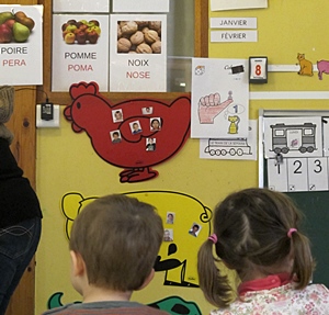 "Moi je ne l'y met pas ! c'est trop moche de le séparer de ses copains" - un témoin Aixois (photo MN) "Moi je ne l'y met pas ! c'est trop moche de le séparer de ses copains" - un témoin Aixois (photo MN)