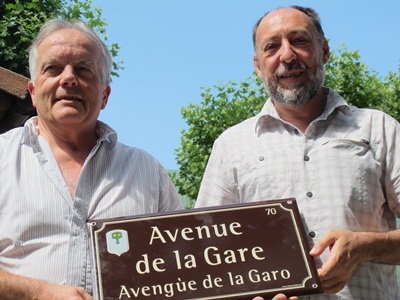 Lu elegits d'Anòt e lo bilingüisme son sus la bòna dralha Lu elegits d'Anòt e lo bilingüisme son sus la bòna dralha