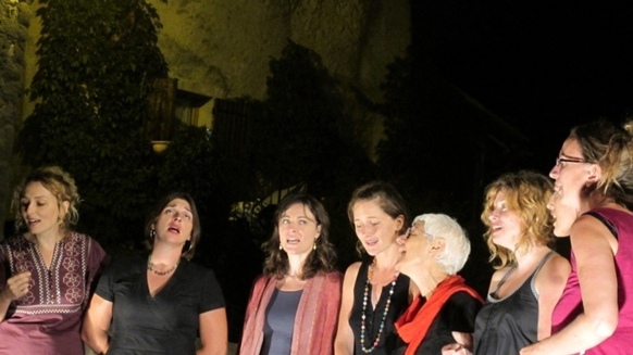 Misè Babilha, chanter sérieusement sans se prendre au sérieux (photo MN) Misè Babilha, chanter sérieusement sans se prendre au sérieux (photo MN)