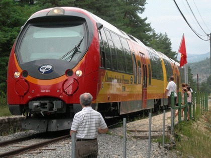 Ici à l'étape d'Annot. La fréquentation du Train des pignes est en hausse (photo Baquié IEO06)