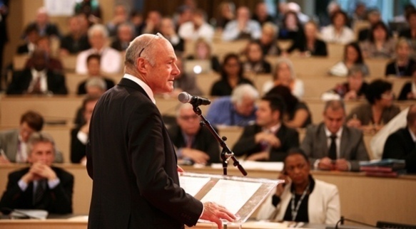 Le président de l'Association des Régions de France Alain Rousset à Lyon le 19 octobre. Il réclame une meilleure représentation des Régions dans la future Banque Publique d'Investissement (Photo Hugues-Marie Duclos/ ARF)