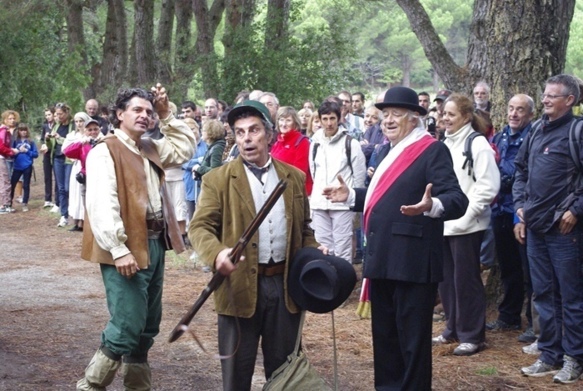 Tout est en place au début de chacun des tableaux proposés aux spectateurs (Photo AB) Tout est en place au début de chacun des tableaux proposés aux spectateurs (Photo AB)