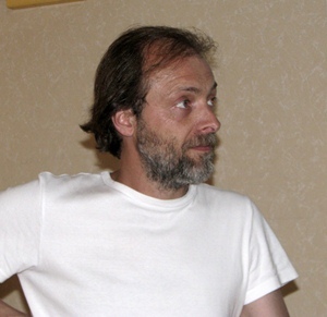 Christian Philibert, l'auteur des Quatre Saisons d'Espigoule présentera son film "Le complexe du santon" à partir de 18 h (photo MN) Christian Philibert, l'auteur des Quatre Saisons d'Espigoule présentera son film "Le complexe du santon" à partir de 18 h (photo MN)