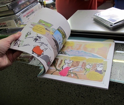 Livres consacrés à la bouvine, la Camargue et à l'édition en langue d'Oc (photo MN) Livres consacrés à la bouvine, la Camargue et à l'édition en langue d'Oc (photo MN)