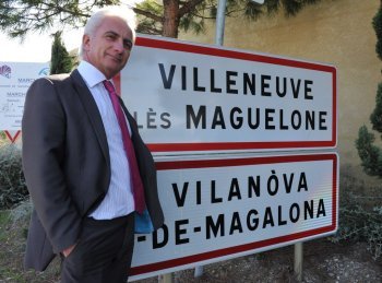 En 2010 un habitant de cette commune héraultaise avait attaqué le maire (photo) pour un panneau bilingue d'entrée de ville (photo XDR)
