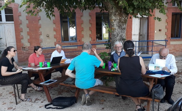 La jurada s'acampa en 2020, lei mascas èron pas encara d'actualitat (photo XDR) La jurada s'acampa en 2020, lei mascas èron pas encara d'actualitat (photo XDR)