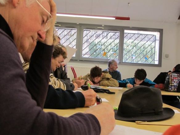 La dictaa intergénérationnelle : Gap en 2016 (photo MN) La dictaa intergénérationnelle : Gap en 2016 (photo MN)