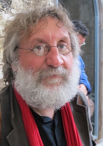 Miquèu Montanaro : "ce mouvement d'artistes et de techniciens du spectacle ne se pose pas "contre", mais "pour", les droits sociaux et pour la réouverture des théâtres" (photo MN) Miquèu Montanaro : "ce mouvement d'artistes et de techniciens du spectacle ne se pose pas "contre", mais "pour", les droits sociaux et pour la réouverture des théâtres" (photo MN)