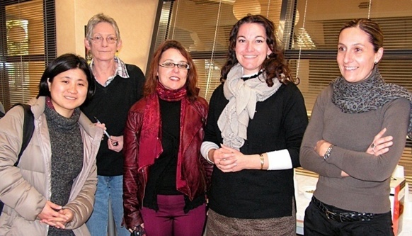 A Nîmes en février 2013. Naoko Sano retrouve des enseignantes d'occitan durant un voyage scolaire (Photo Lise Gros DR)