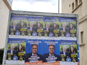 Panneaux électoraux en juin 2021 ( photo MN) Panneaux électoraux en juin 2021 ( photo MN)