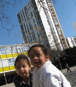 Pour de nombreux parents, leur enfant qui apprend l'occitan est une passerelle vers l'identité régionale de toute la famille (photo MN) Pour de nombreux parents, leur enfant qui apprend l'occitan est une passerelle vers l'identité régionale de toute la famille (photo MN)