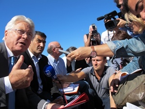 Eugène Caselli et Karim Zéribi. Tous deux vont axer leur campagne sur la réduction de la pollution et de la "fracture territoriale" à Marseille (photo MN)