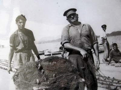 Albert Laure (à g.) avait 20 ans en 1945, quand il a débuté dans le métier (photo archives XDR)