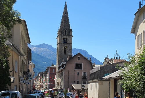 De valaias en valaas propose un voyage géographique et linguistique dans l'imaginaire des pays alpins de langue occitane (photo MN - Barcelonnette)