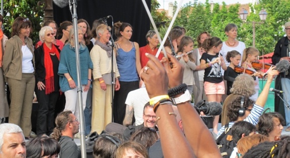 Aquí siam lo monde...les 8 et 9 juin (photo MN) Aquí siam lo monde...les 8 et 9 juin (photo MN)