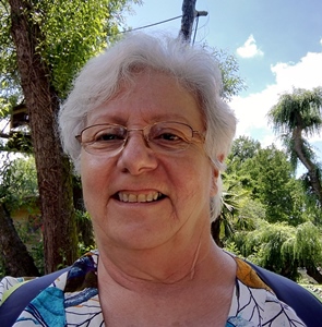 Martine Ralu préside l'association des parents d'élèves de l'enseignement public bilingue. "Finalement les effectifs n'ont pas trop souffert de la période, sauf au lycée où elle est catastrophique, en raison de la réforme" (photo XDR) Martine Ralu préside l'association des parents d'élèves de l'enseignement public bilingue. "Finalement les effectifs n'ont pas trop souffert de la période, sauf au lycée où elle est catastrophique, en raison de la réforme" (photo XDR)