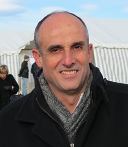 Le gérant d'Urbasolar, Arnaud Mine espère créer une filière du photovotaïque français, qui serait en fait d'abord languedocienne (photo MN) Le gérant d'Urbasolar, Arnaud Mine espère créer une filière du photovotaïque français, qui serait en fait d'abord languedocienne (photo MN)