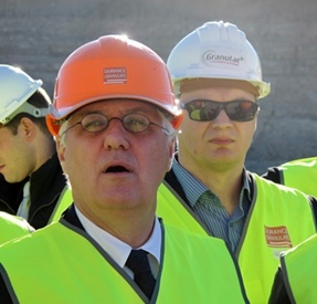 En décembre 2013, Philippe Martin, le ministre de l'Ecologie, avait visité la centrale photovoltaïque à l'occasion d'un colloque sur l'économie circulaire (photo MN)