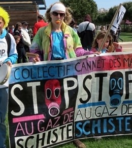 Les Français refusent d'exploiter le gaz de schiste. Importé des USA, il pourrait demain remplacer le gaz naturel russe (photo MN) Les Français refusent d'exploiter le gaz de schiste. Importé des USA, il pourrait demain remplacer le gaz naturel russe (photo MN)