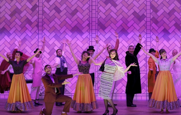 Enfin un metteur en scène qui respecte les chanteurs et ne les fait ni sauter ni ramper pendant qu'ils donnent le meilleur de leur art (photo Patrick Berger DR) Enfin un metteur en scène qui respecte les chanteurs et ne les fait ni sauter ni ramper pendant qu'ils donnent le meilleur de leur art (photo Patrick Berger DR)