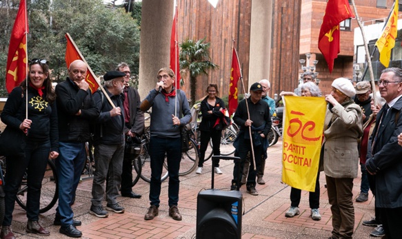 Le rassemblement mercredi 22 mars devant les locaux de Radio France Bleu Toulouse (photo Daidièr Mir DR)