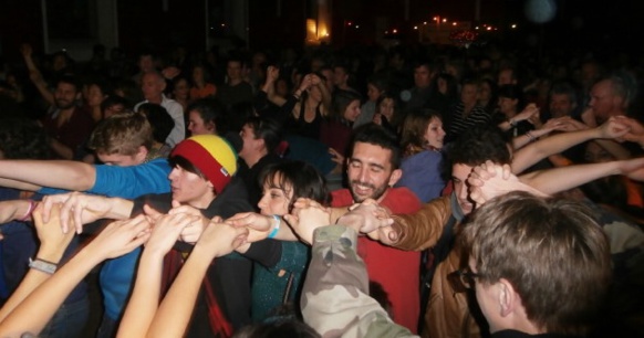 Garantie de durabilité, "l'enthousiasme d'une équipe soudée qui se transmet au public" (photo AC DC) Garantie de durabilité, "l'enthousiasme d'une équipe soudée qui se transmet au public" (photo AC DC)