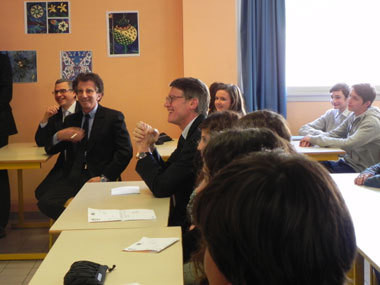 Février 2014 à Aix, Vincent Peillon vient lancer un projet "langues méditerranéennes" incluant l'occitan. Un affichage avant l'abandon ? (photo ministère EN DR)