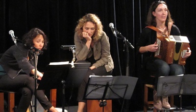 Vivre, créer et jouer au pays, c'est mieux assuré quand on y est aidé (photo MN) Vivre, créer et jouer au pays, c'est mieux assuré quand on y est aidé (photo MN)