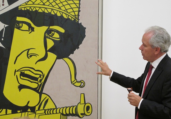 Et le conservateur du Granet, Bruno Ely, commentant une toile de Roy Lichtenstein. L'art qui plaît ? (photo MN) Et le conservateur du Granet, Bruno Ely, commentant une toile de Roy Lichtenstein. L'art qui plaît ? (photo MN)