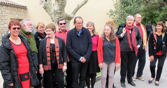 La còla de l'atalhier de cant dau Ceucle Occitan de La Seina (photo MN) La còla de l'atalhier de cant dau Ceucle Occitan de La Seina (photo MN)