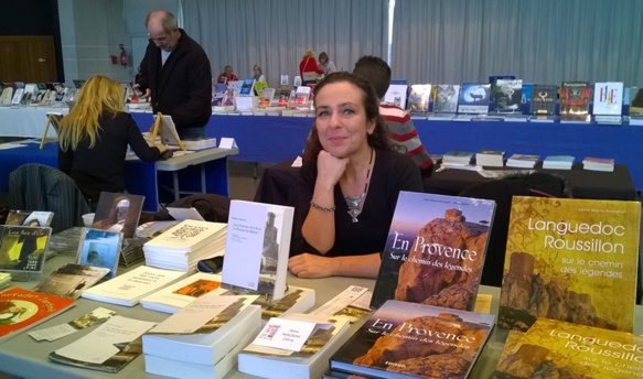 Céline Magrini et ses œuvres (photo XDR) Céline Magrini et ses œuvres (photo XDR)