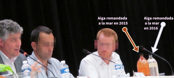 A la tribune, les cadres d'Altéo présentent ce que rejette l'usine en mer, et ce que demain elle y enverra. Une amélioration visuelle, mais qu'en est-il des chimiques ? (photo MN) A la tribune, les cadres d'Altéo présentent ce que rejette l'usine en mer, et ce que demain elle y enverra. Une amélioration visuelle, mais qu'en est-il des chimiques ? (photo MN)