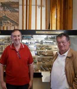 Bernard Schlag (à gauche) et Alain Poussielgue, gouvernent ce monde miniature aux 30 000 habitants de plomb et de plastique (photo AC DR)