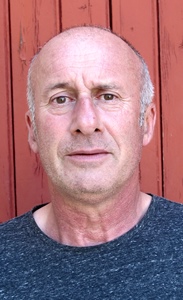 Gilles Maille : chanter dans la langue de sa région « c’est profiter des richesses phonétiques, lexicales, syntaxiques et culturelles que véhiculent les chansons. » (photo MN) Gilles Maille : chanter dans la langue de sa région « c’est profiter des richesses phonétiques, lexicales, syntaxiques et culturelles que véhiculent les chansons. » (photo MN)