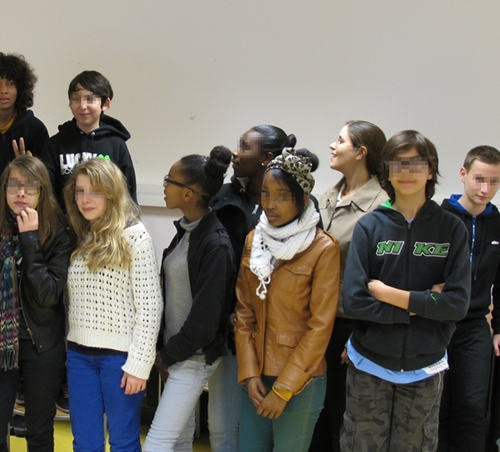 Avec ses collégiens en 2013 (photo MN) Avec ses collégiens en 2013 (photo MN)