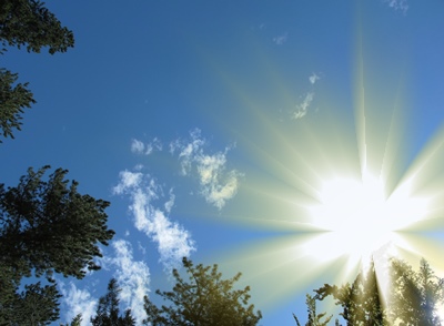 Les bâtiments scolaires ne sont pas adaptés au réchauffement climatique, et les élèves en souffrent, nous dit une enseignante. Au delà d'un plan d'urgence, il lui semble qu'il faut un plan ...adapté (photo MN)