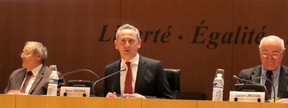 Au Conseil Départemental des BdR, Bruno Genzana et Lucien Limousin ont tenu à rassurer les associations sur leur subventionnement, mais aussi à les appeler à rapprocher leurs points de vue (photo MN) Au Conseil Départemental des BdR, Bruno Genzana et Lucien Limousin ont tenu à rassurer les associations sur leur subventionnement, mais aussi à les appeler à rapprocher leurs points de vue (photo MN)