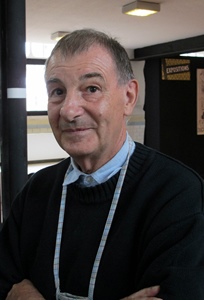 Gérard Phavorin à Aix-en-Provence. "Loin du pays je n'ai pas l'occasion d'en parler la langue, et celle-ci devient l'idiome de mon imaginaire" (photo MN) Gérard Phavorin à Aix-en-Provence. "Loin du pays je n'ai pas l'occasion d'en parler la langue, et celle-ci devient l'idiome de mon imaginaire" (photo MN)