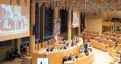 le Conseil régional en séance plénière le 8 avril (photo MN)