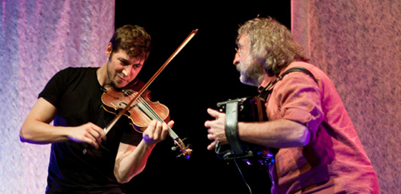En 2016, l'artiste a entamé un dialogue musical avec son fils Balthazar (photo XDR) En 2016, l'artiste a entamé un dialogue musical avec son fils Balthazar (photo XDR)