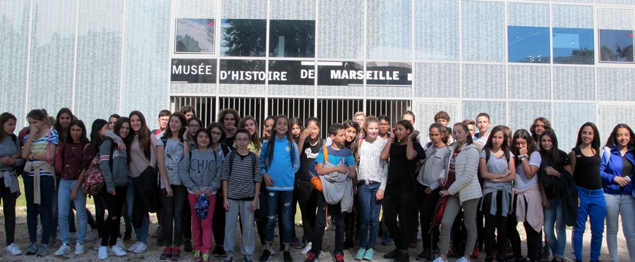 A Marseille et Aubagne les collégiens d'Argentona et d'Aubagne avaient beaucoup à se dire, en français ou en catalan (photo MN)